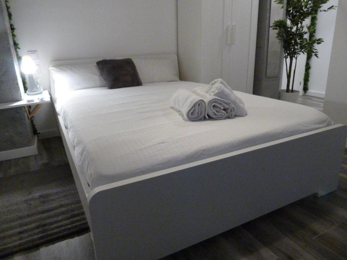 Apartamento Intimo Y Acogedor "Algunos" Con Banera Hidromasaje Valencia Exterior foto