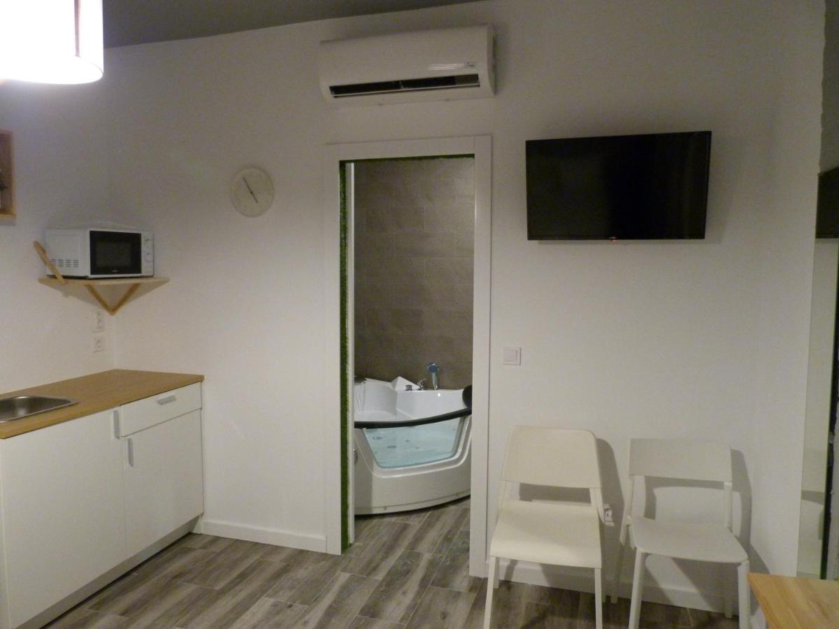 Apartamento Intimo Y Acogedor "Algunos" Con Banera Hidromasaje Valencia Exterior foto